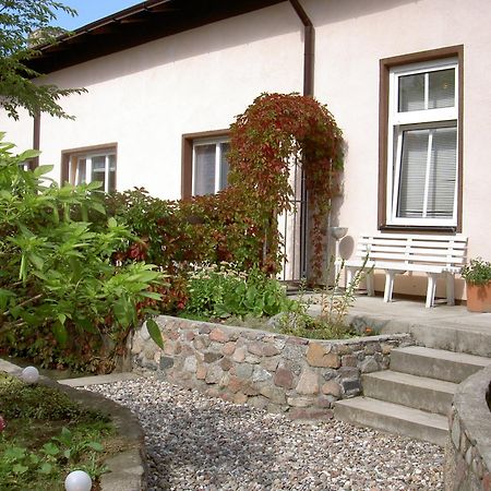 Hotel Gesellschaftshaus Bergen Auf Rugen Exteriör bild