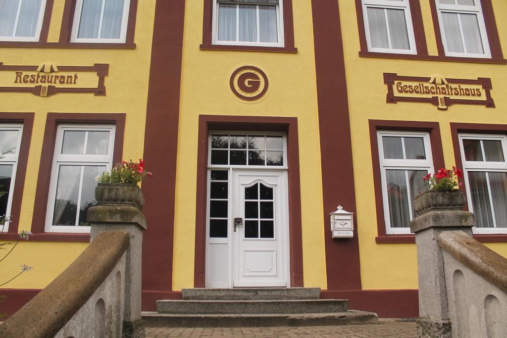 Hotel Gesellschaftshaus Bergen Auf Rugen Exteriör bild